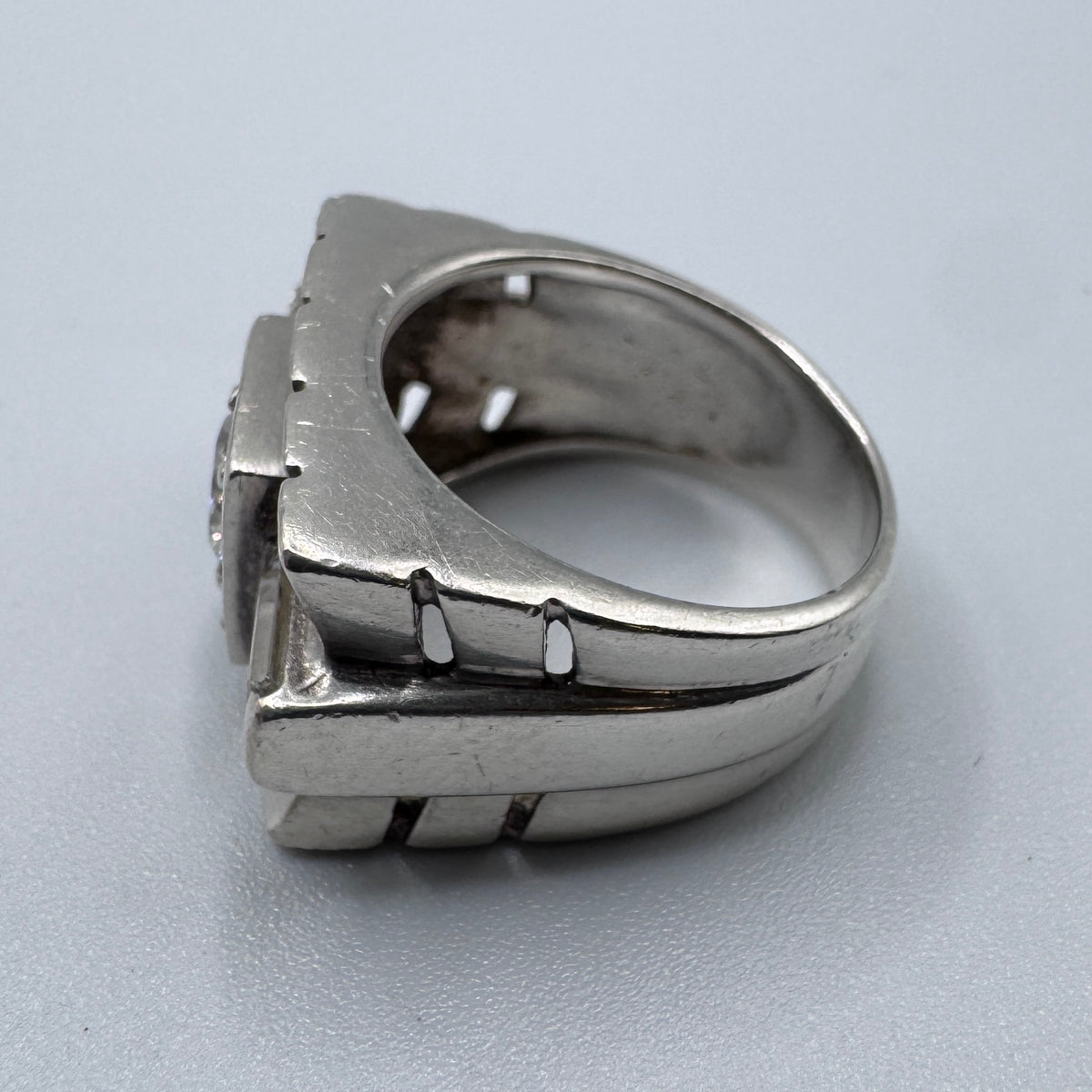 Grosse Bague TANK style Art Deco en argent et brillants