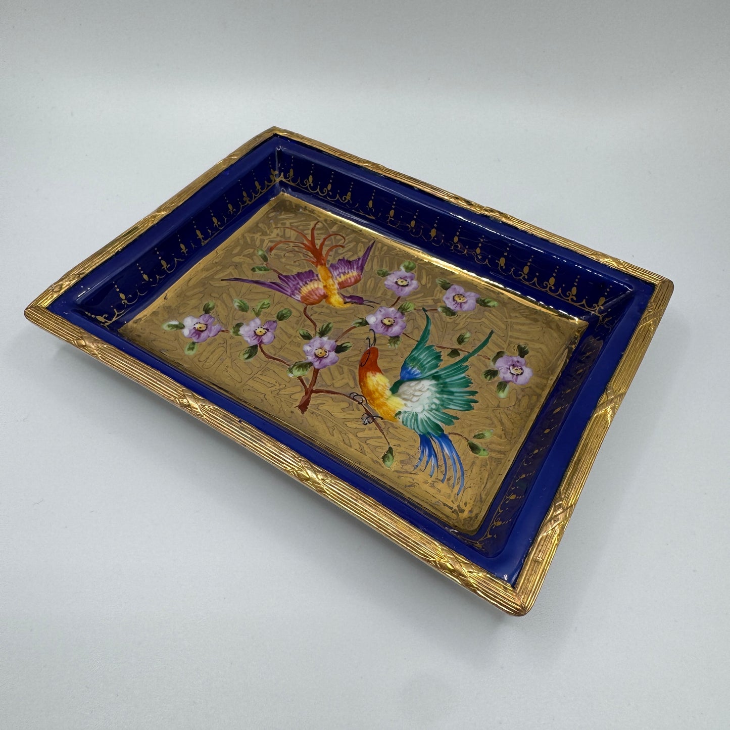 Superbe vide poche ancien en Porcelaine émaillée décors aux oiseaux - signé LETALLEC